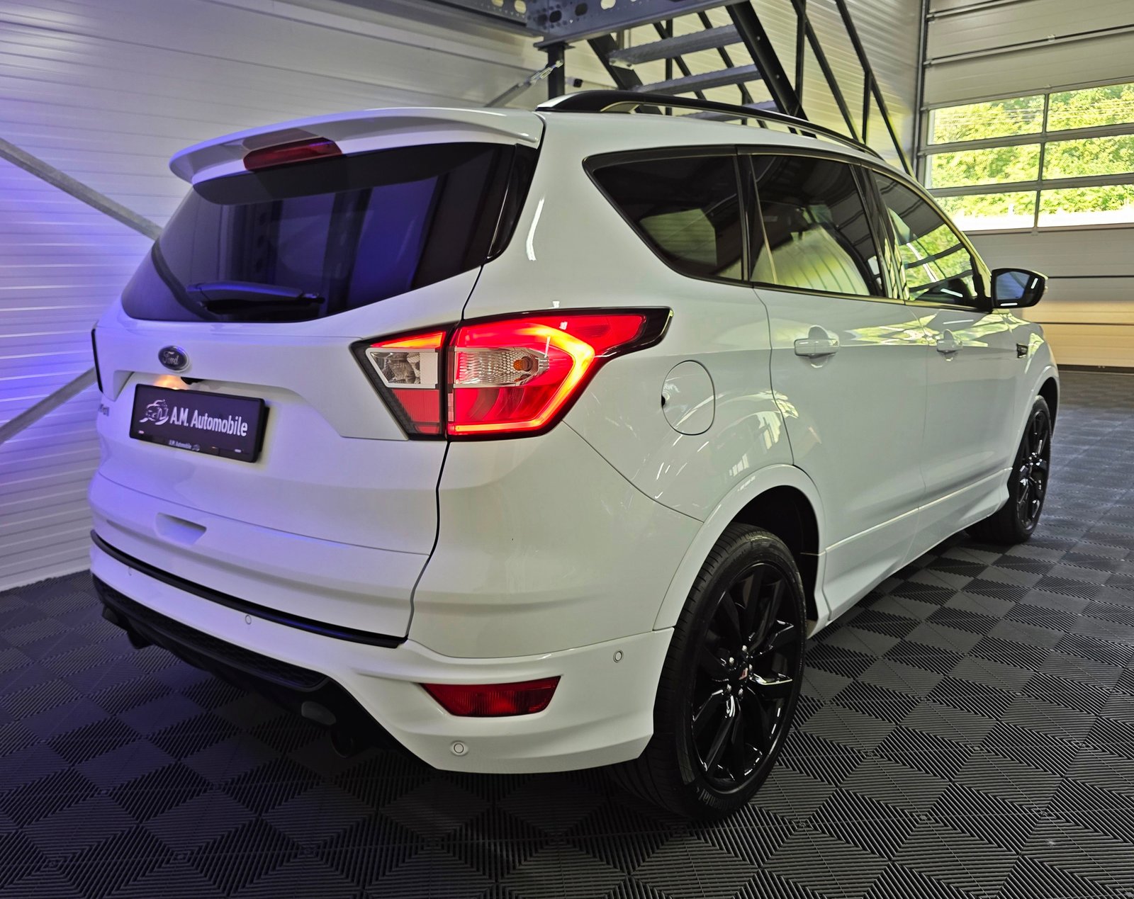 FORD Kuga 2.0 TDCi ST Line High 4WD PowerShift, Diesel, Second hand / Used, Automatic - 5