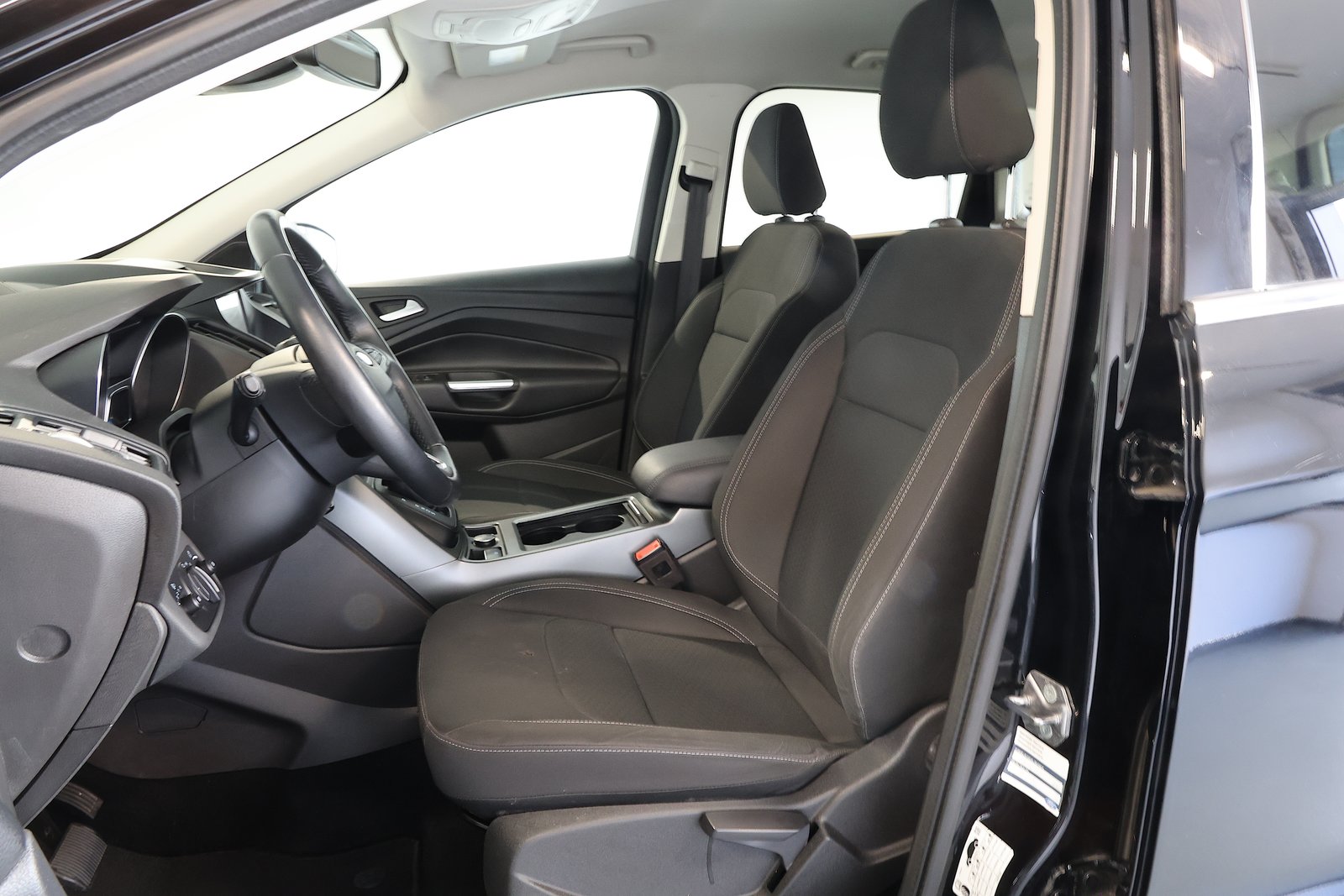 FORD Kuga 2.0 TDCi Trend+ 4WD PowerShift, Diesel, Second hand / Used, Automatic - 7