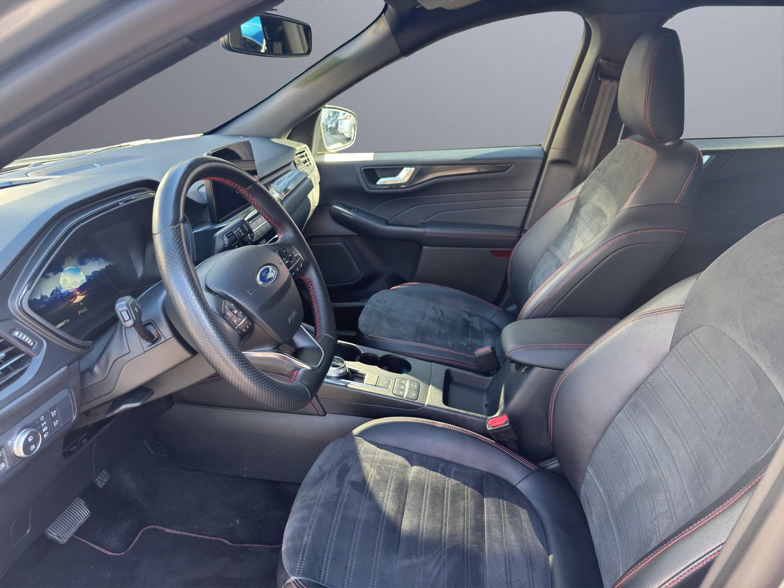 FORD Kuga 2.5 Plug-in Hybrid ST-Line X, Plug-in-Hybrid Benzin/Elektro, Occasion / Gebraucht, Automatik - 5