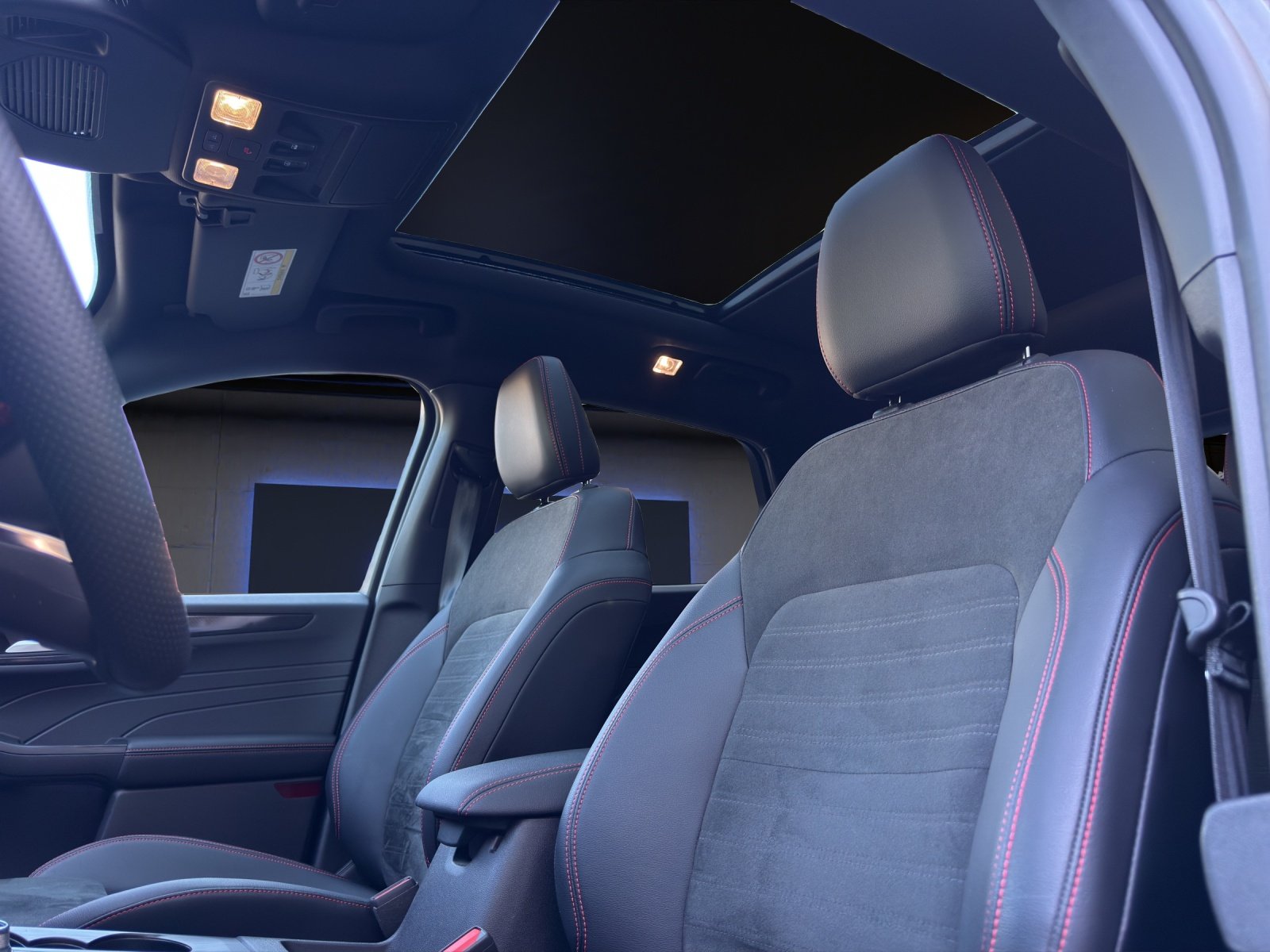 FORD Kuga 2.5i PHEV PLUG-IN-HYBRID 225 PS "Graphite Tech Edition", Plug-in-Hybrid Benzin/Elektro, Occasion / Gebraucht, Automatik - 7