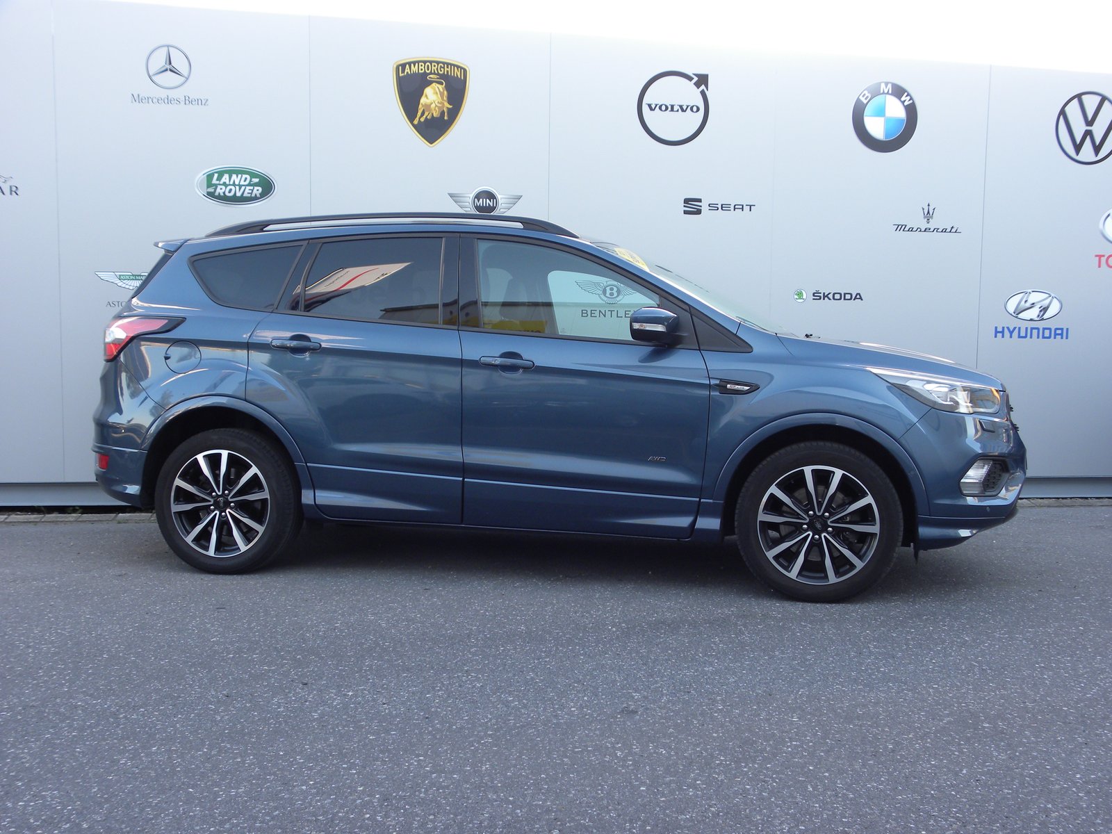 FORD Kuga 2.0 TDCi ST Line High 4WD PowerShift, Diesel, Occasion / Utilisé, Automatique - 5