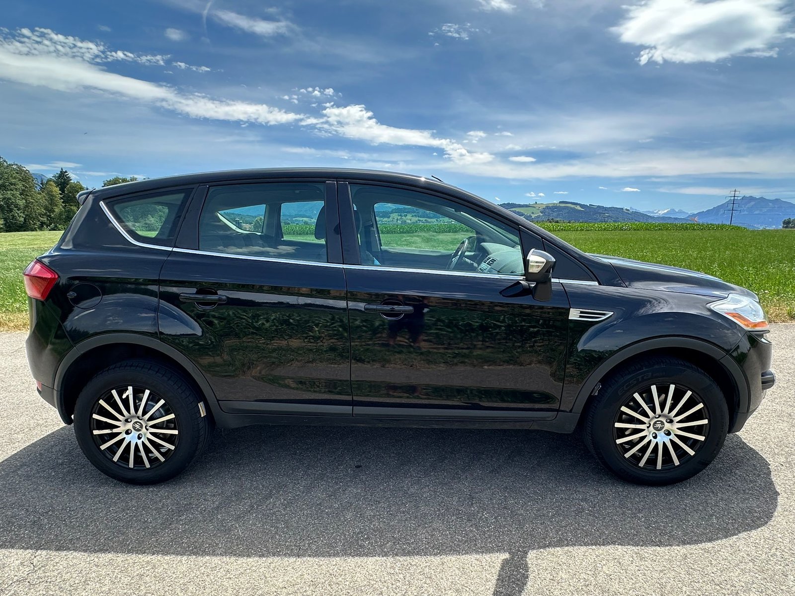 FORD KUGA 2.0 TDCi Carving 4WD, Diesel, Occasion / Utilisé, Manuelle - 5