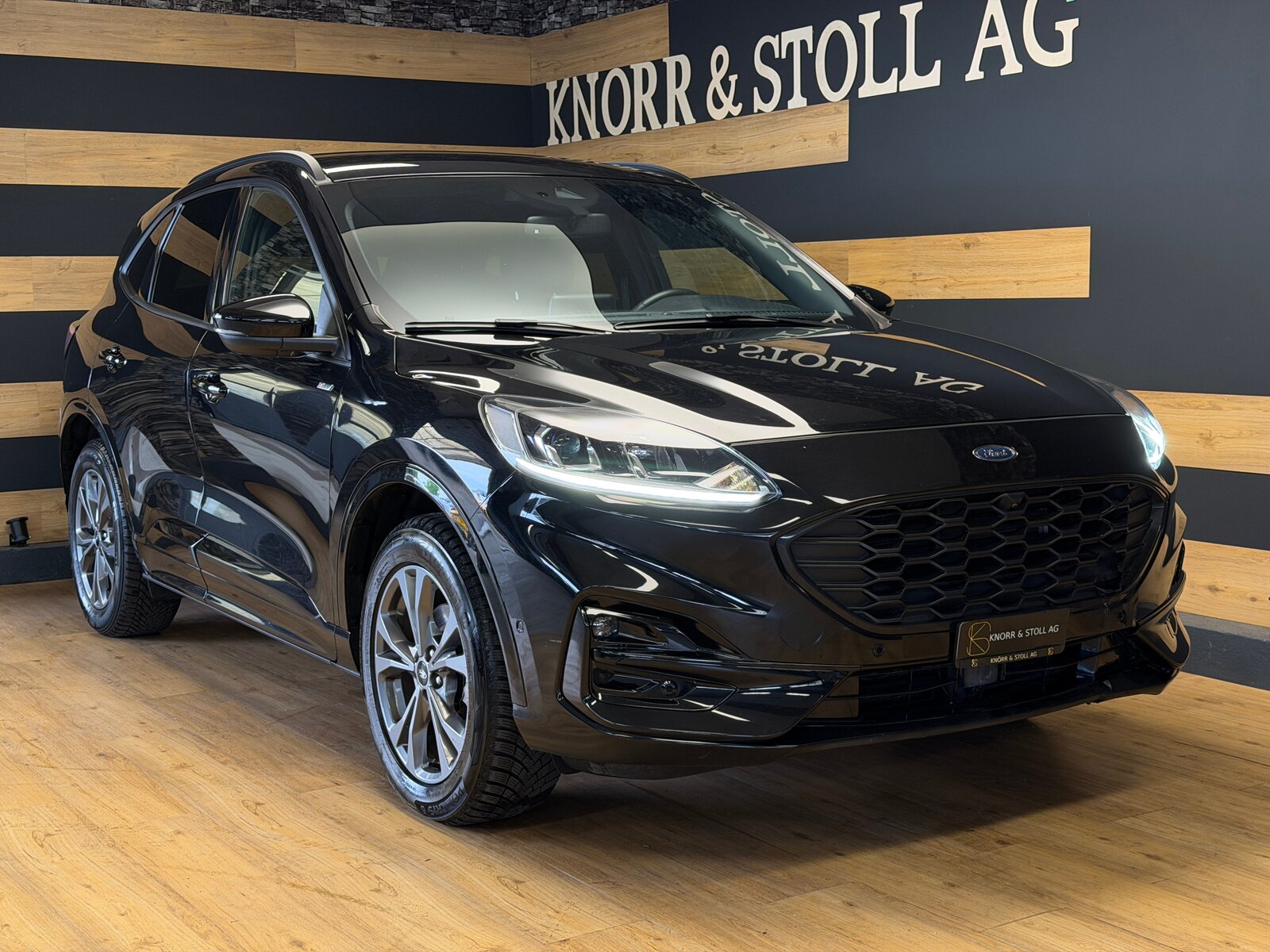 FORD Kuga 2.5 PHEV ST-Line 2WD
