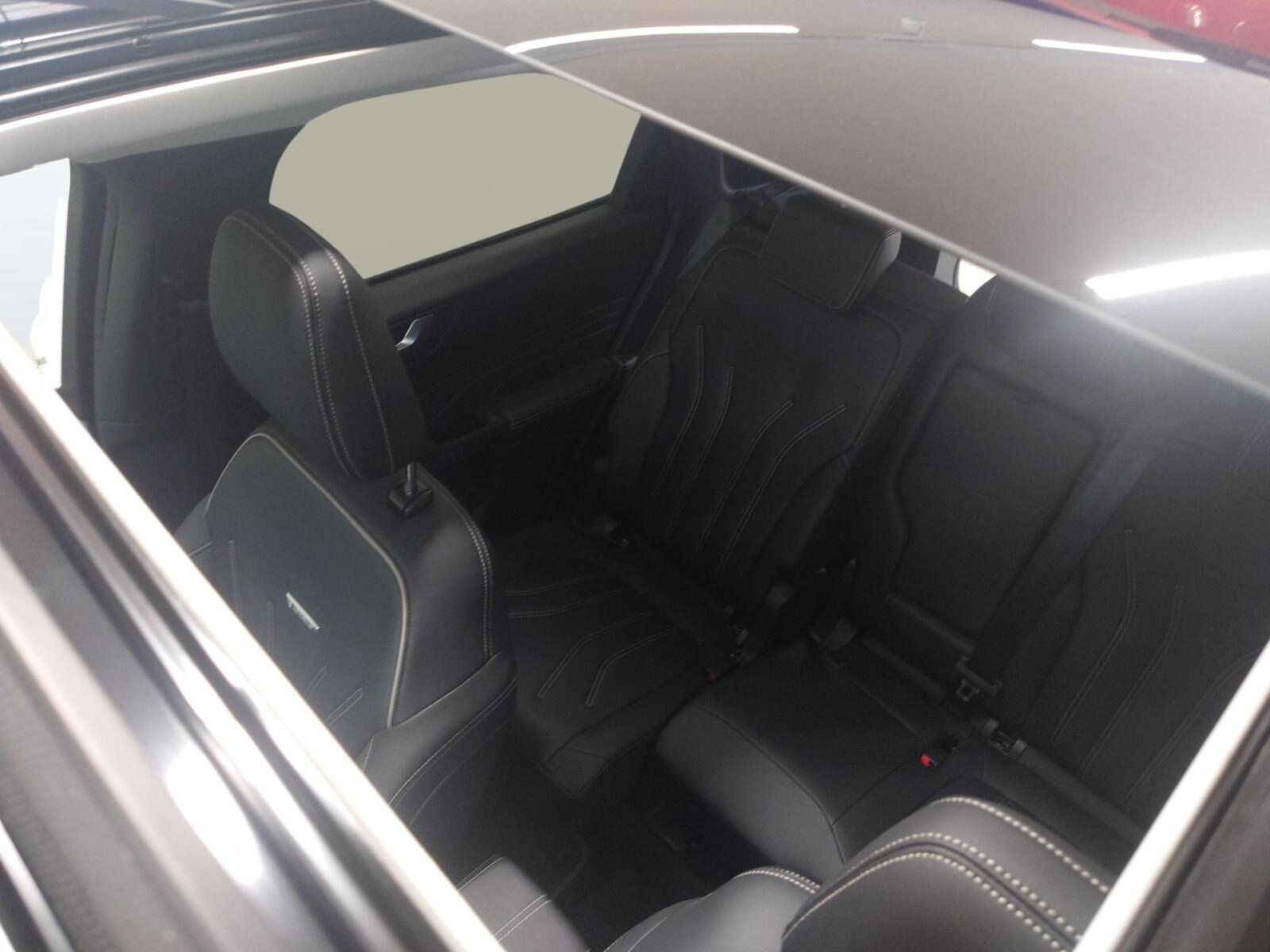 FORD Kuga Vignale 2.5FHEV A8 AWD, Hybride Intégral Essence/Électricité, Occasion / Utilisé, Automatique - 7