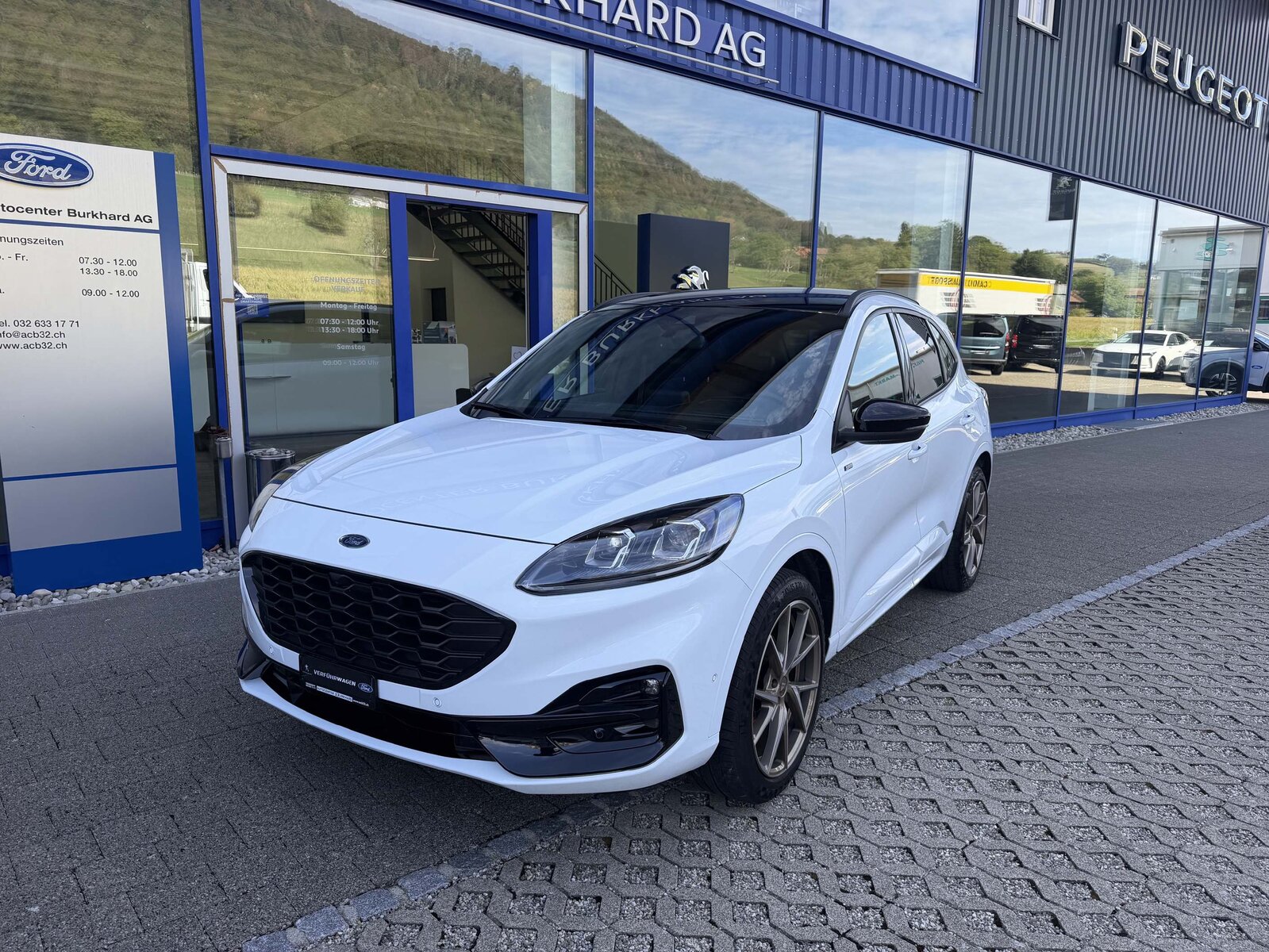 FORD Kuga 2.5 Hybrid ST-Line X 4x4, Hybride Intégral Essence/Électricité, Occasion / Utilisé, Automatique - 2
