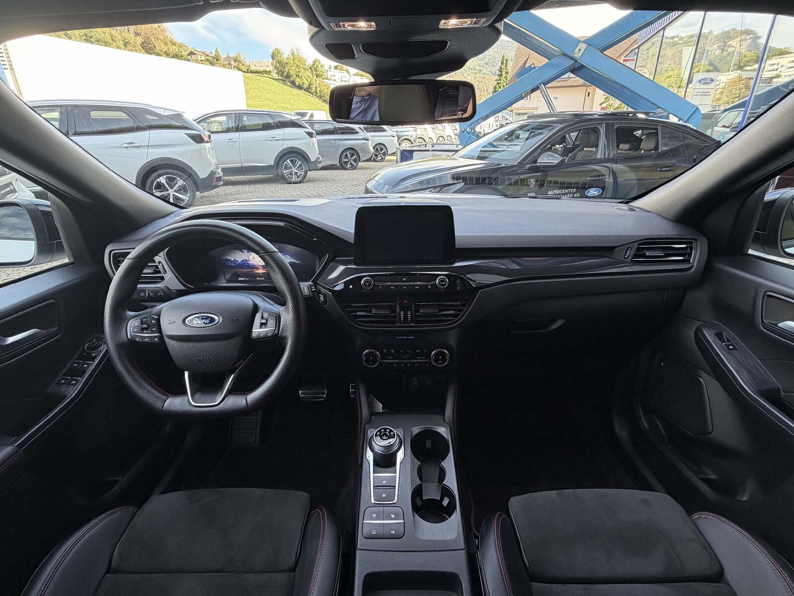 FORD Kuga 2.5 Hybrid ST-Line X 4x4, Hybride Intégral Essence/Électricité, Occasion / Utilisé, Automatique - 5