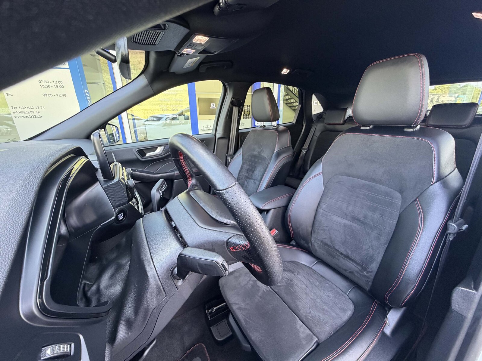 FORD Kuga 2.5 Hybrid ST-Line X 4x4, Hybride Intégral Essence/Électricité, Occasion / Utilisé, Automatique - 7