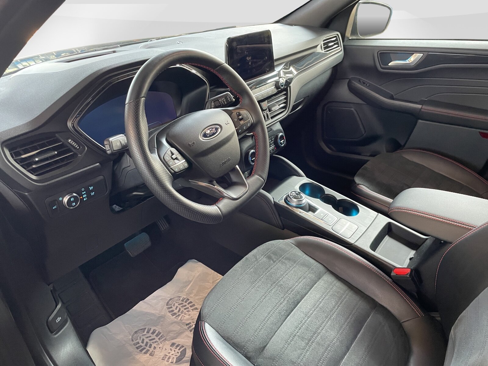 FORD Kuga 2.5 Hybrid ST-Line X 4x4 *1%LEASING*, Hybride Intégral Essence/Électricité, Occasion / Utilisé, Automatique - 7