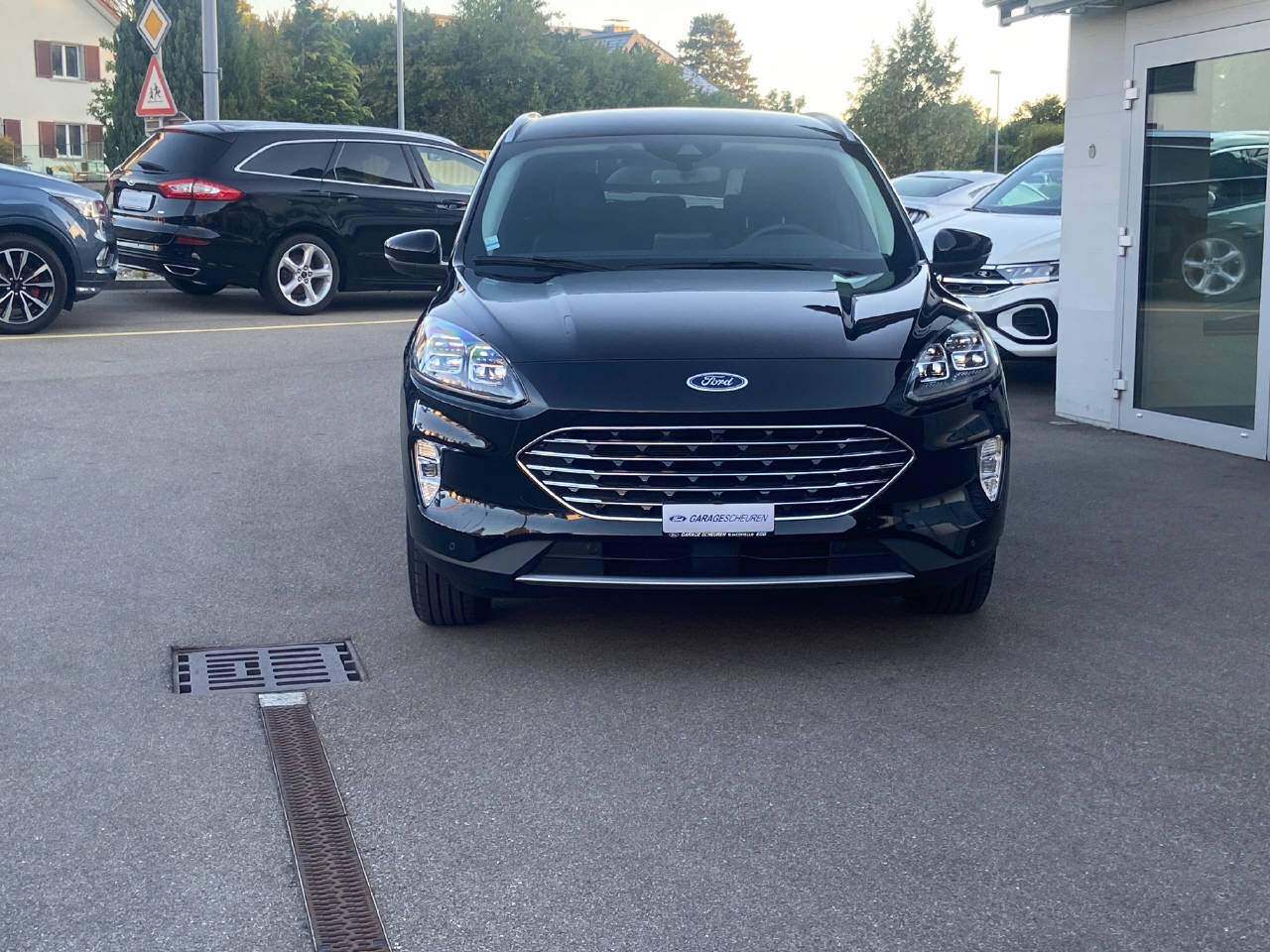 FORD Kuga 2.5 Hybrid Titanium X 4x4, Hybride Integrale Benzina/Elettrica, Occasioni / Usate, Automatico - 2