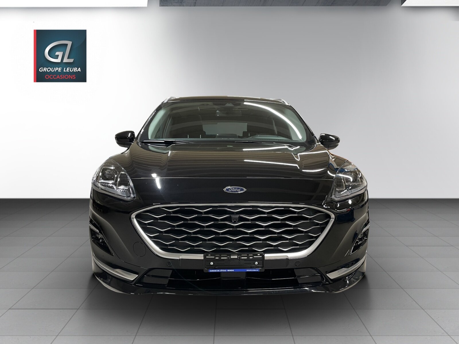FORD Kuga 2.5 PHEV Vignale 2WD, Plug-in-Hybrid Benzin/Elektro, Occasion / Gebraucht, Automatik - 2
