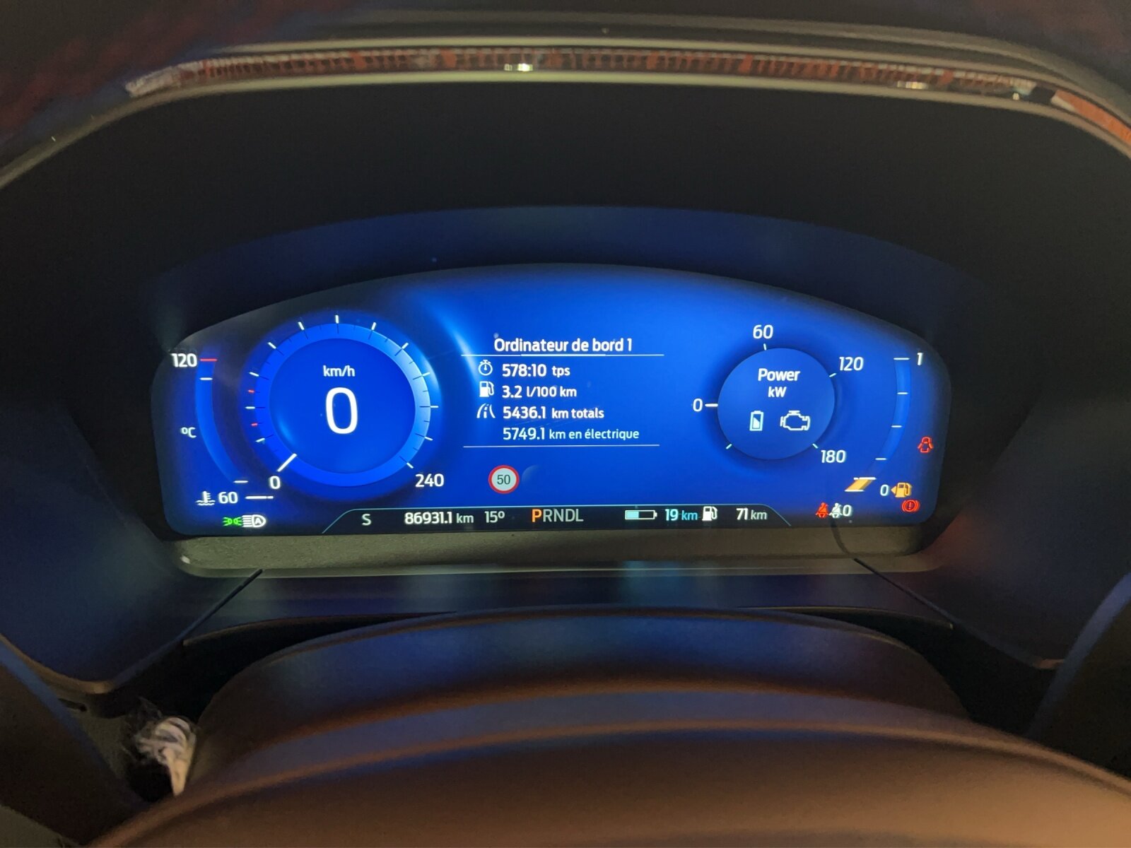 FORD Kuga 2.5 Plug-in Hybrid ST-Line X, Plug-in-Hybrid Benzina/Elettrica, Occasioni / Usate, Automatico - 7