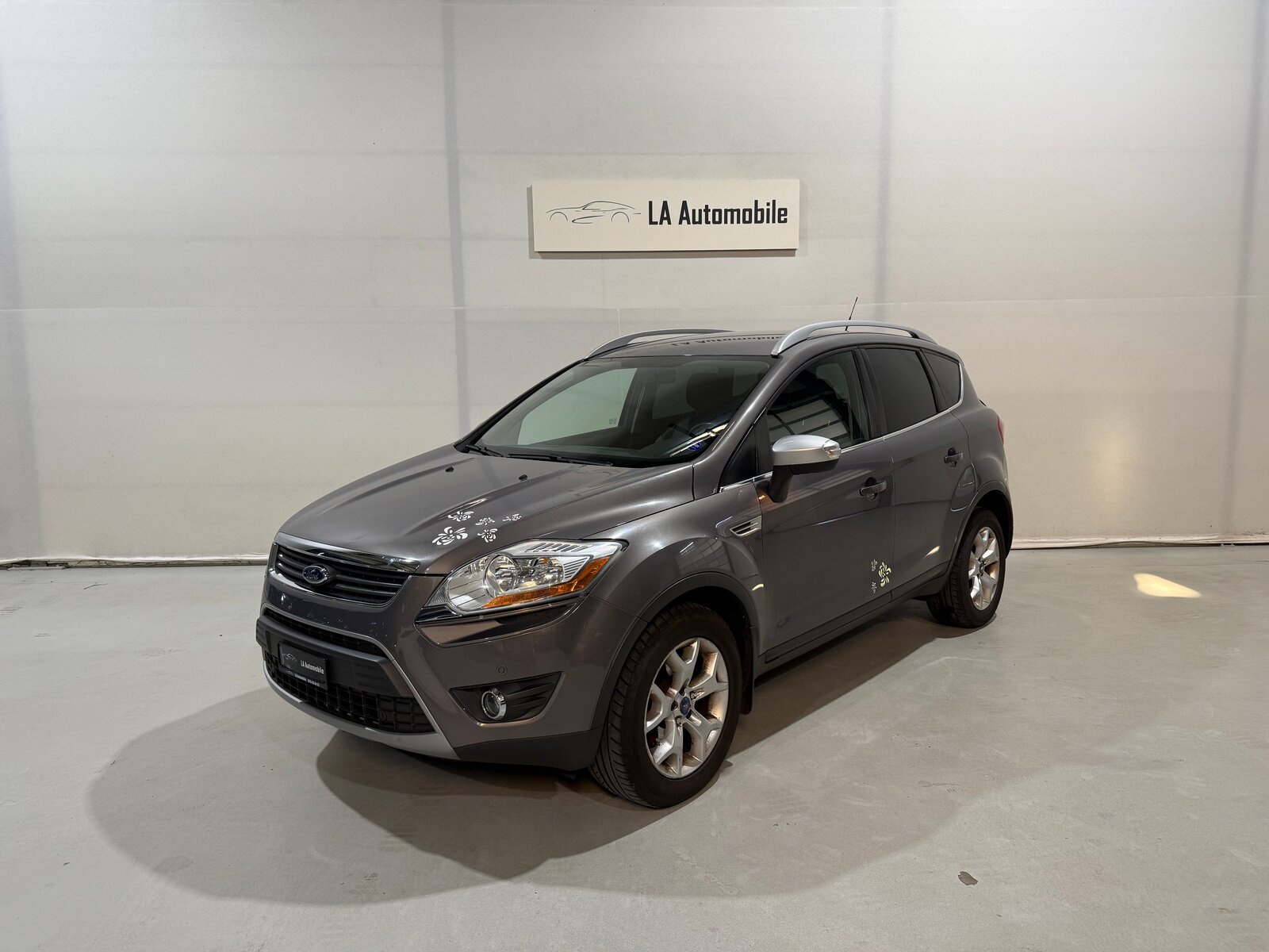 FORD Kuga 2.0 TDCi Individual 4WD PowerShift