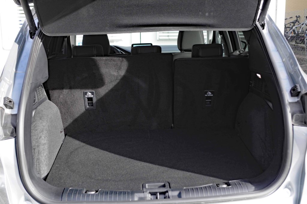 FORD KUGA 2.5 Plug-in Hybrid Vignale, Hybride Rechargeable Essence/Électricité, Occasion / Utilisé, Automatique - 7