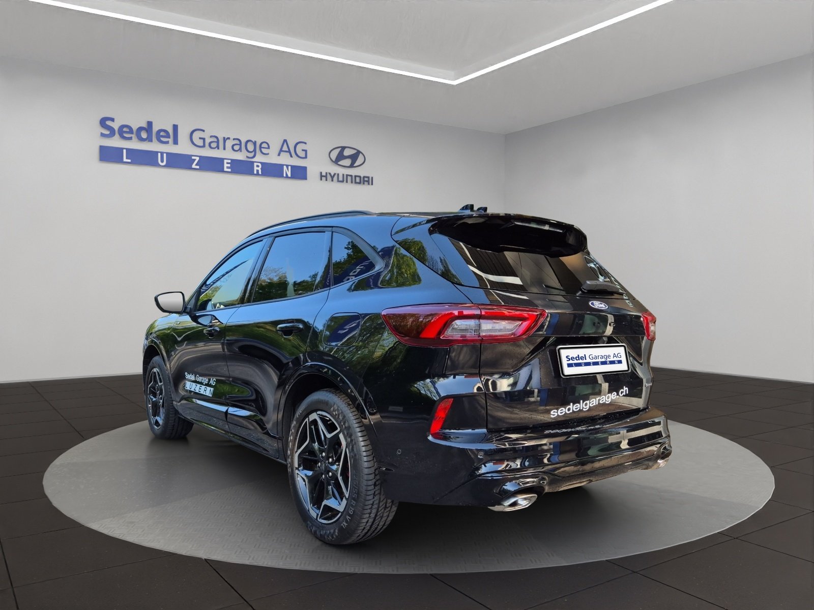 FORD Kuga 2.5 Hybrid ST-Line X 4x4, Full-Hybrid Petrol/Electric, Ex-demonstrator, Automatic - 4