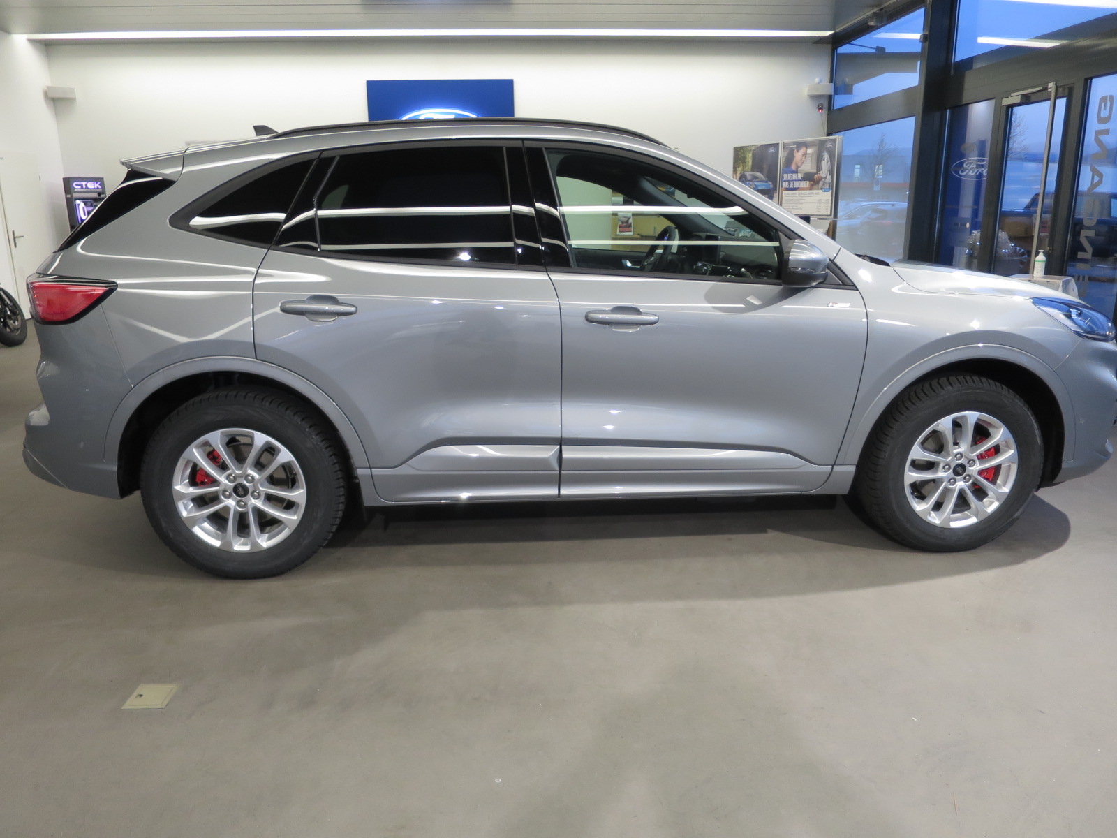 FORD Kuga 2.5 Plug-in Hybrid ST-Line X, Plug-in-Hybrid Benzina/Elettrica, Auto dimostrativa, Automatico - 5
