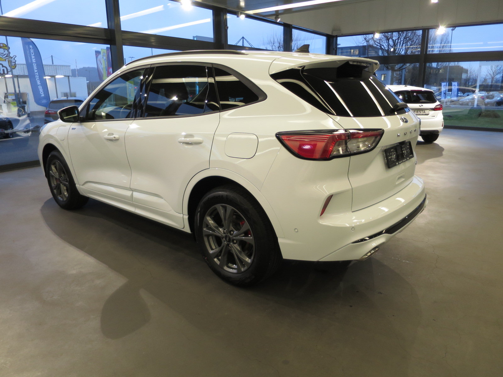 FORD Kuga 2.5 Plug-in Hybrid ST-Line X, Plug-in-Hybrid Benzina/Elettrica, Auto dimostrativa, Automatico - 3