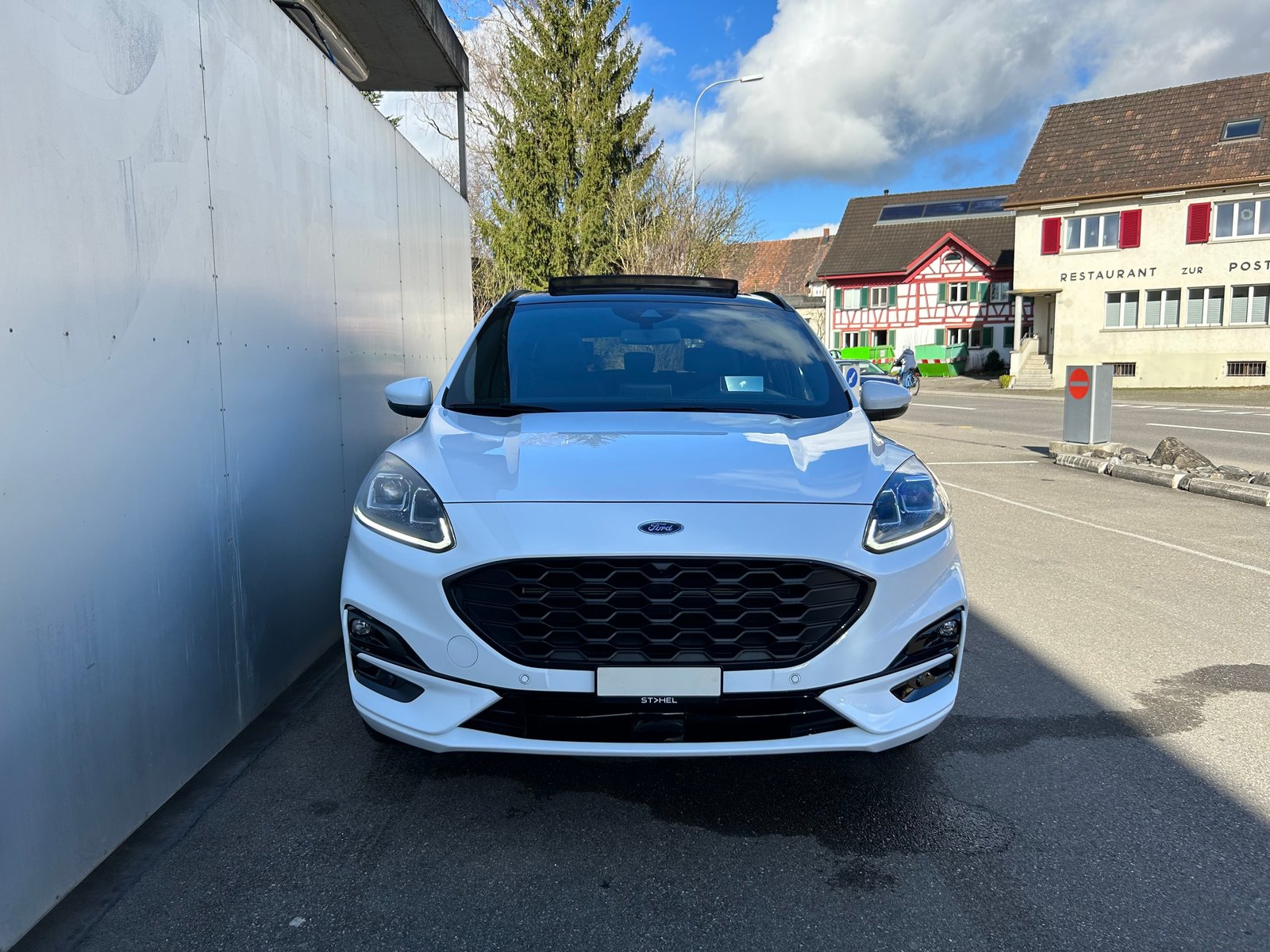 FORD Kuga 2.5 Plug-in Hybrid ST-Line X, Hybride Rechargeable Essence/Électricité, Voiture de démonstration, Automatique - 2