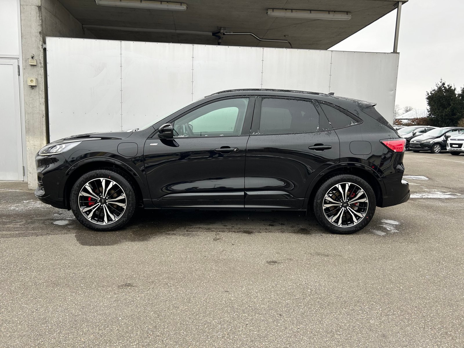 FORD Kuga 2.5 Plug-in Hybrid ST-Line X, Plug-in-Hybrid Petrol/Electric, Ex-demonstrator, Automatic - 3