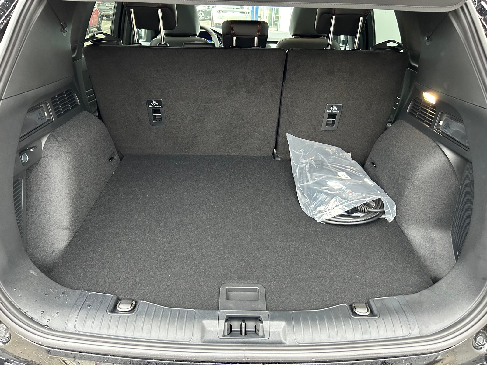 FORD Kuga 2.5 Plug-in Hybrid ST-Line X, Plug-in-Hybrid Petrol/Electric, Ex-demonstrator, Automatic - 6