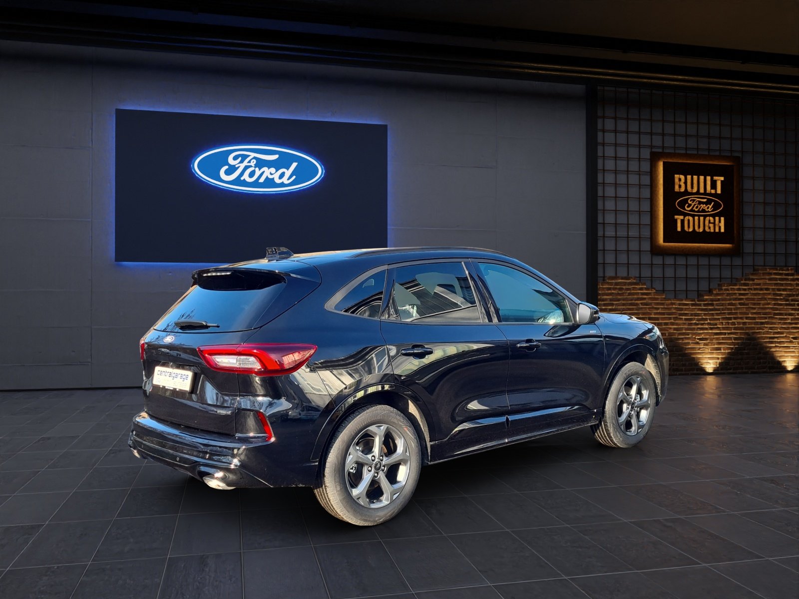 FORD Kuga 2.5i FHEV FULL-HYBRID 183 PS ST-Line 4x4 AUTOMAT, Full-Hybrid Petrol/Electric, Ex-demonstrator, Automatic - 4