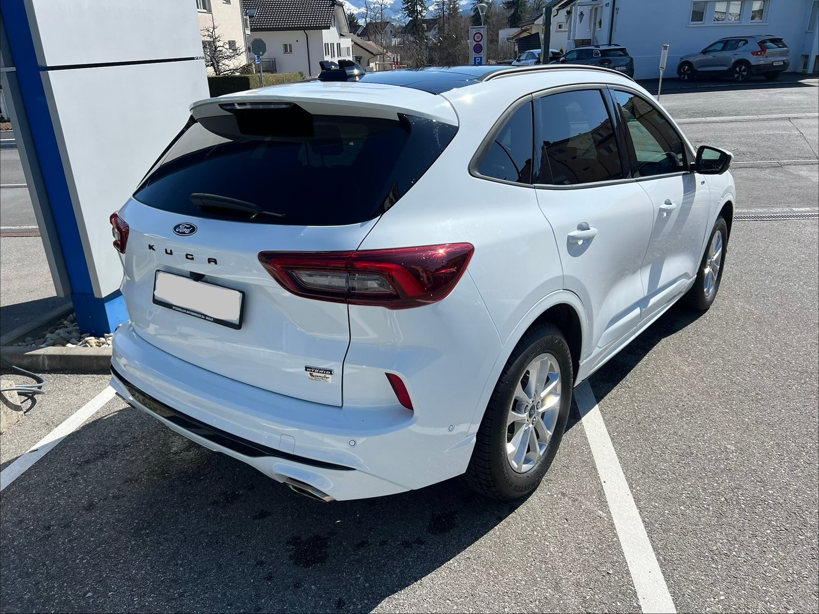 FORD Kuga 2.5 PHEV ST-Line X FWD, Hybride Rechargeable Essence/Électricité, Voiture de démonstration, Automatique - 2