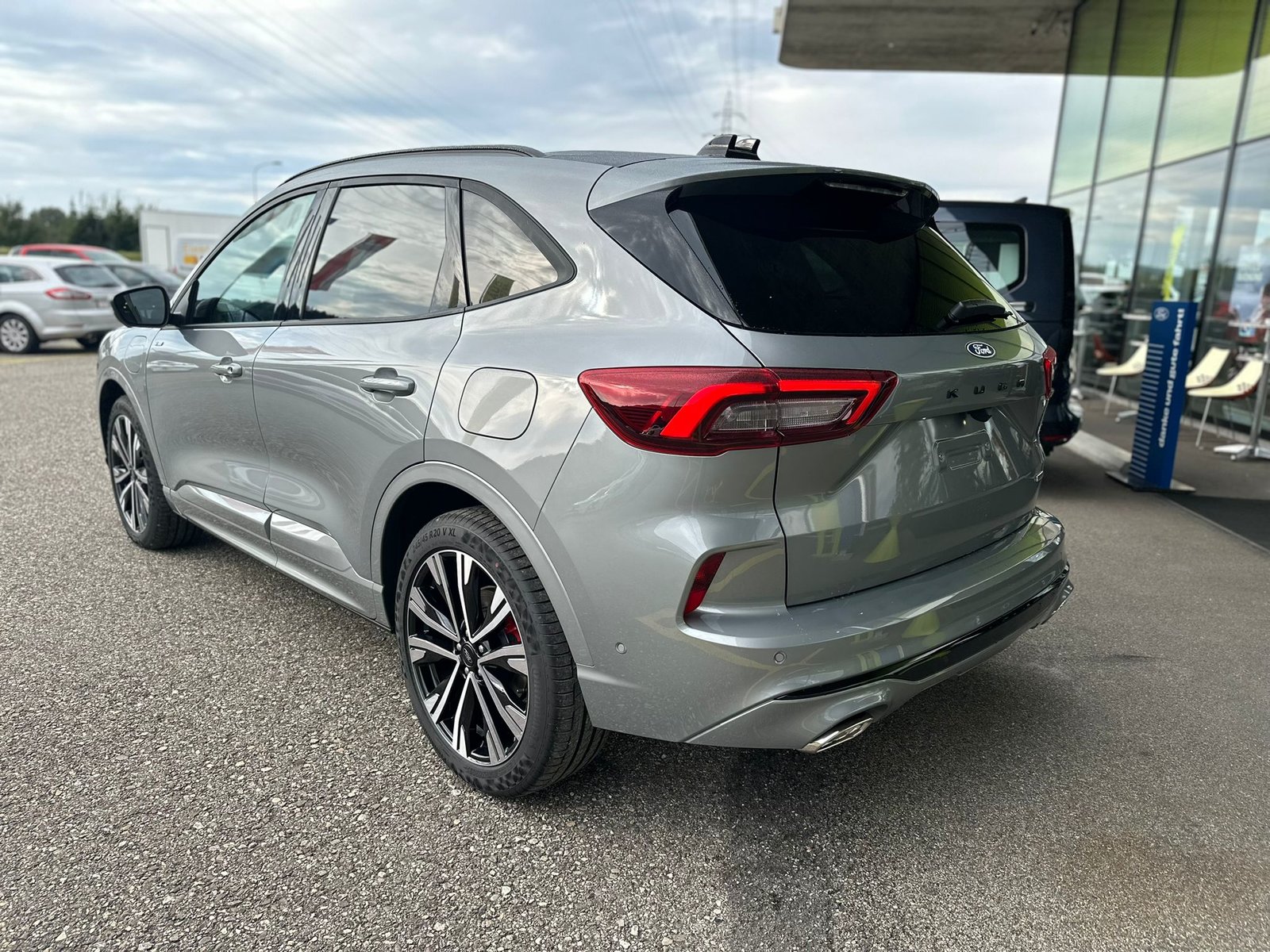 FORD Kuga 2.5 PHEV ST-Line X FWD, Hybride Rechargeable Essence/Électricité, Voiture de démonstration, Automatique - 6
