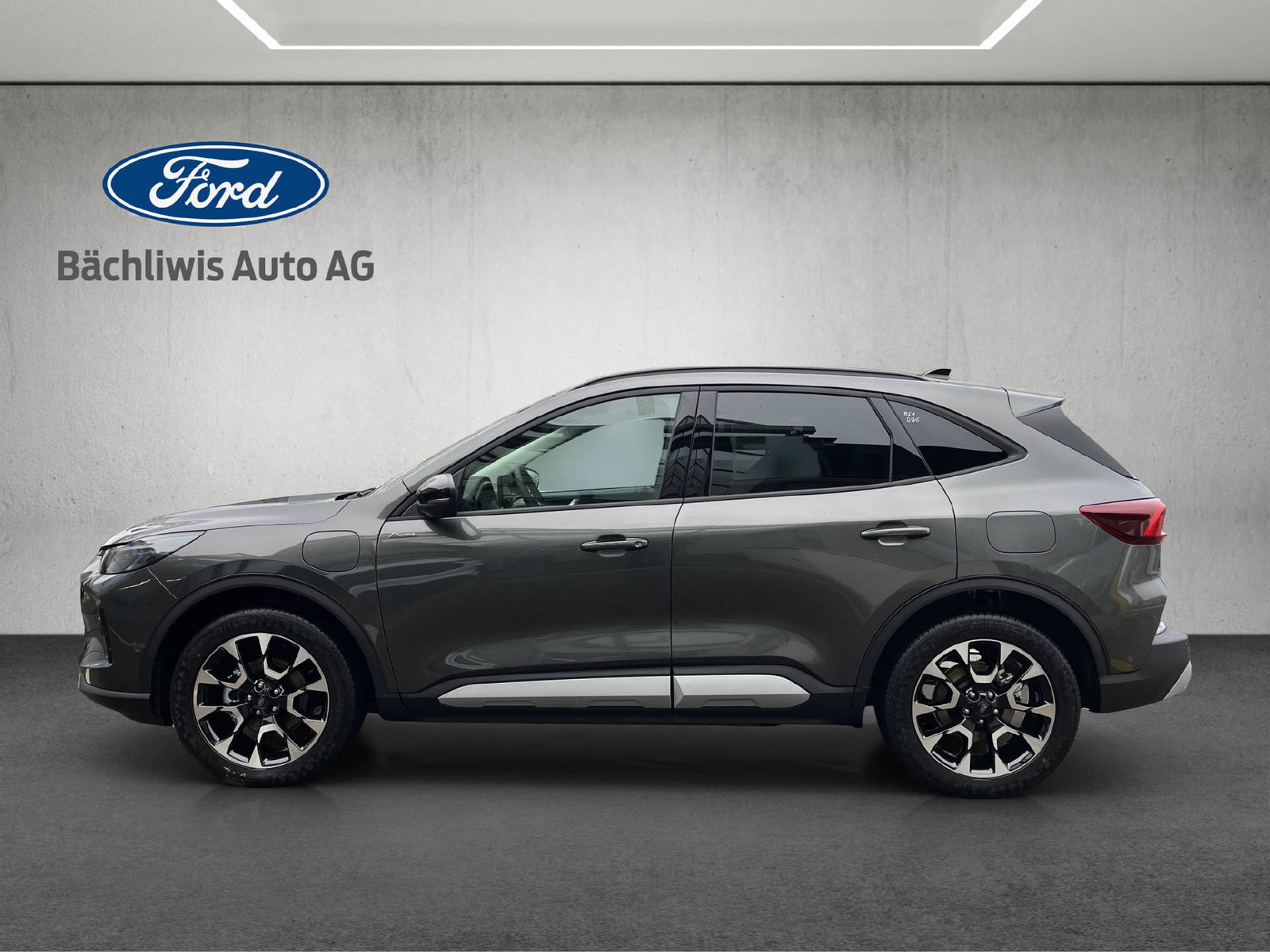 FORD Kuga 2.5 Plug-in Hybrid Active X, Plug-in-Hybrid Benzin/Elektro, Neuwagen, Automat - 2