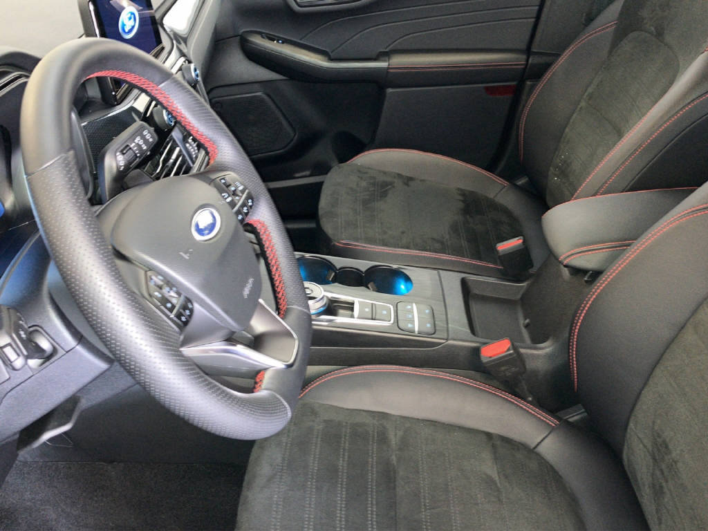 FORD Kuga 2.5 Plug-in Hybrid ST-Line X, Plug-in-Hybrid Petrol/Electric, Second hand / Used, Automatic - 5