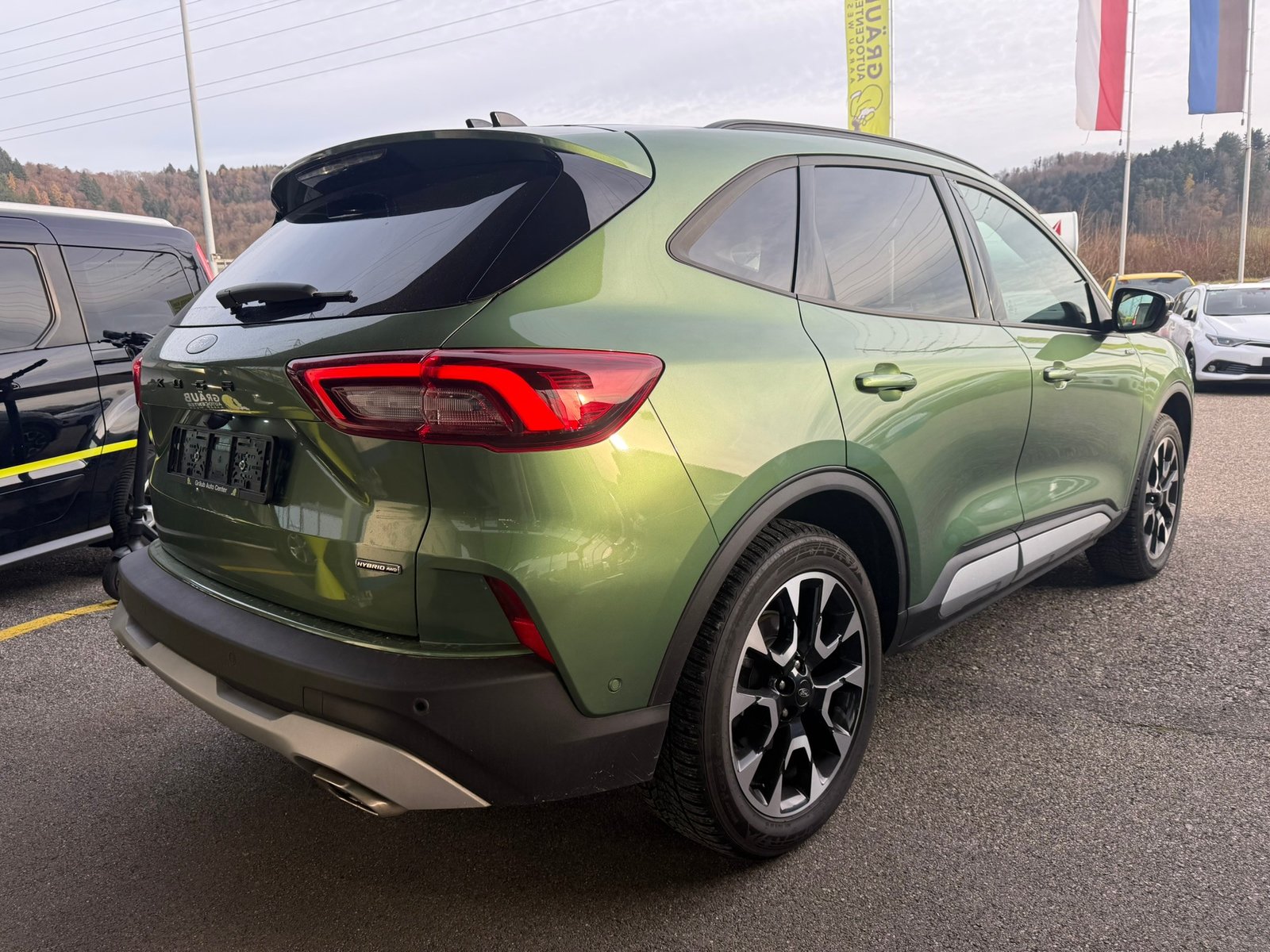 FORD Kuga 2.5 FHEV Active X 4WD, Hybride Intégral Essence/Électricité, Occasion / Utilisé, Automatique - 6