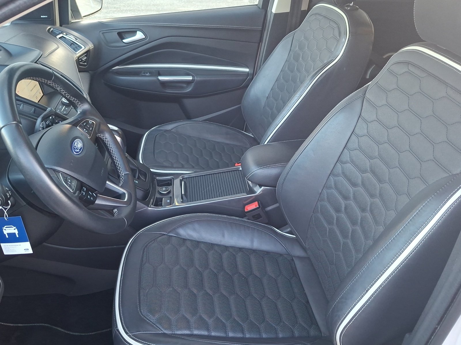 FORD Kuga 2.0 TDCi Vignale 4WD PowerShift, Diesel, Occasion / Gebraucht, Automat - 5