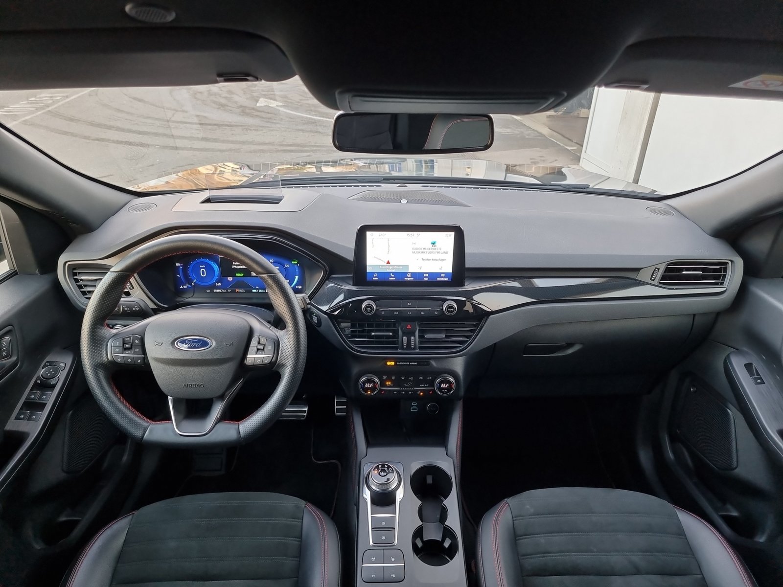 FORD Kuga 2.5 Plug-in Hybrid ST-Line X, Plug-in-Hybrid Petrol/Electric, Second hand / Used, Automatic - 6