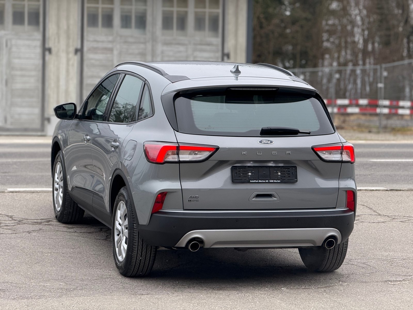 FORD Kuga 2.0 TDCi EcoBlue Cool & Connect 4WD, Diesel, Second hand / Used, Automatic - 7