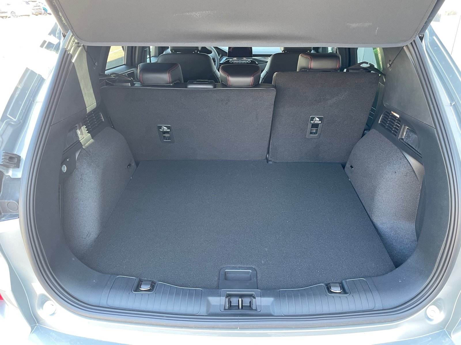 FORD Kuga 2.5 Plug-in Hybrid ST-Line X, Hybride Rechargeable Essence/Électricité, Voiture de démonstration, Automatique - 5