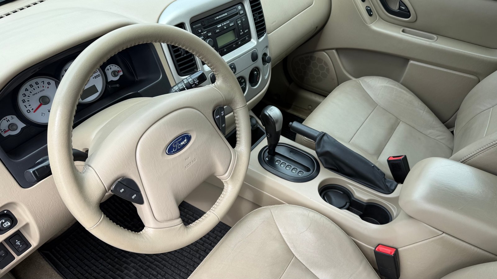 FORD Maverick 3.0 24V Executive, Essence, Occasion / Utilisé, Automatique - 3