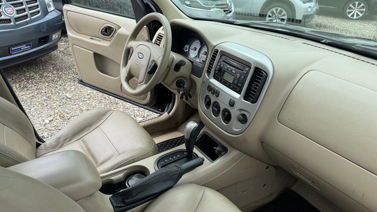 FORD Maverick 3.0 24V Executive, Essence, Occasion / Utilisé, Automatique - 7