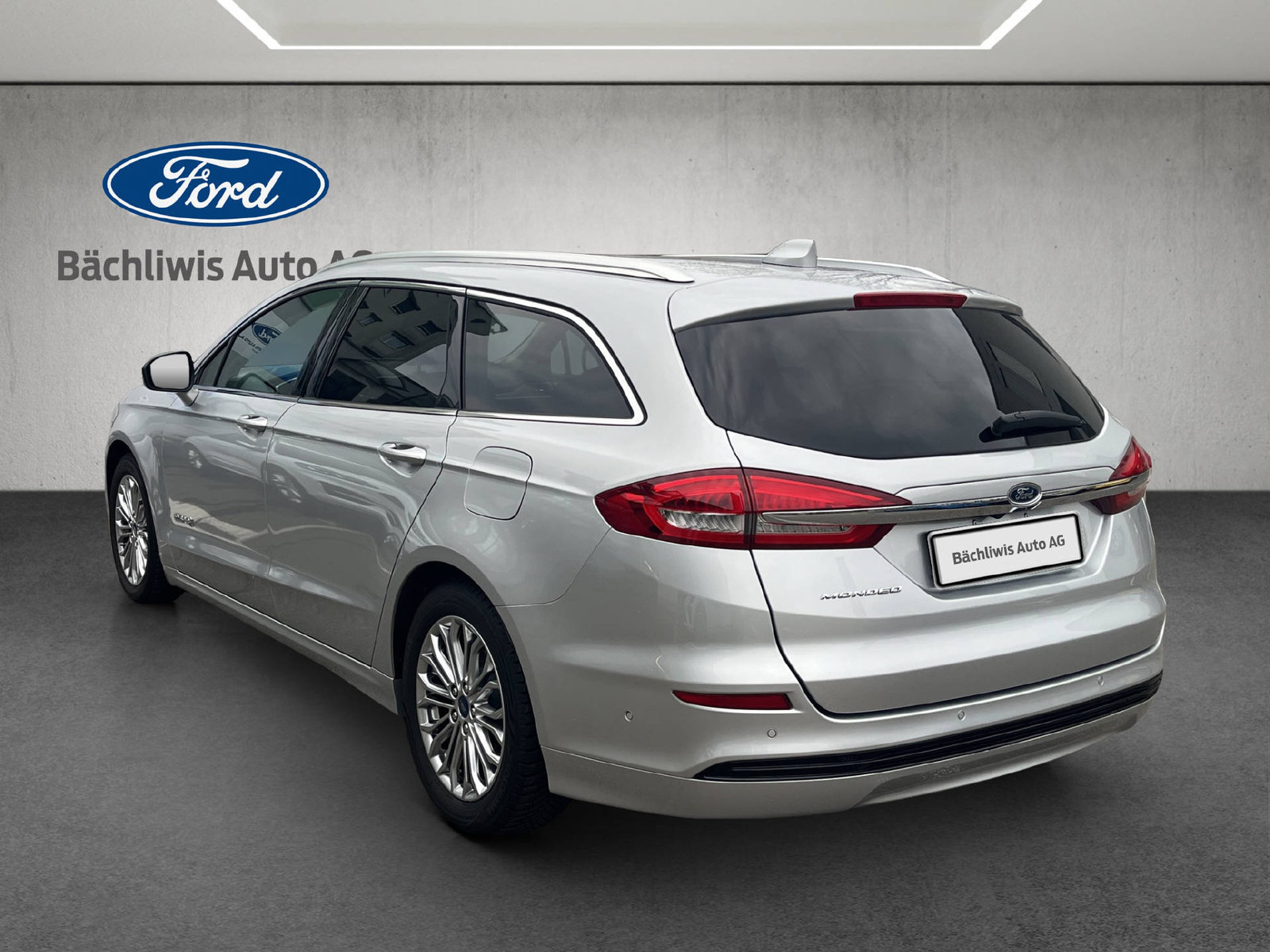 FORD Mondeo Station Wagon 2.0 HEV 187 Titanium, Full-Hybrid Petrol/Electric, Second hand / Used, Automatic - 3