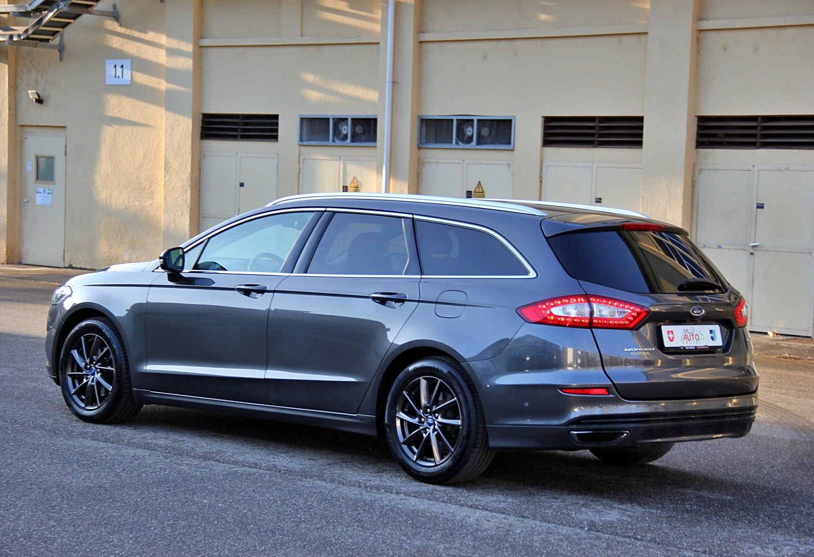 FORD Mondeo 2.0 EcoBoost SCTi Titanium Automatic, Essence, Occasion / Utilisé, Automatique - 3