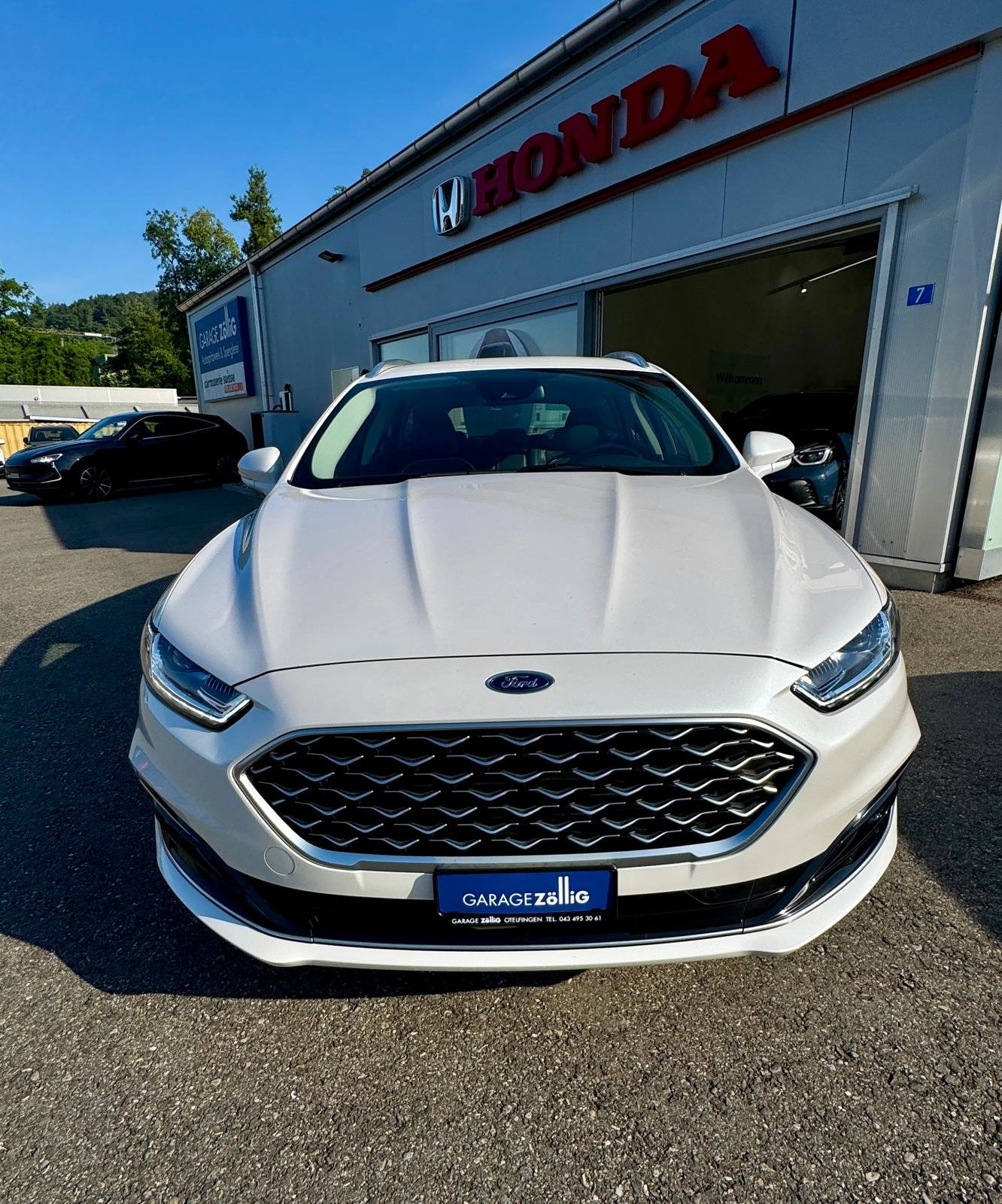 FORD Mondeo 2.0 HEV Vignale eCVT, Hybride Intégral Essence/Électricité, Occasion / Utilisé, Automatique - 3