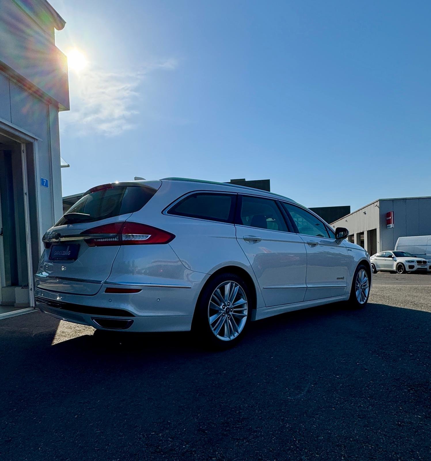 FORD Mondeo 2.0 HEV Vignale eCVT, Hybride Intégral Essence/Électricité, Occasion / Utilisé, Automatique - 5