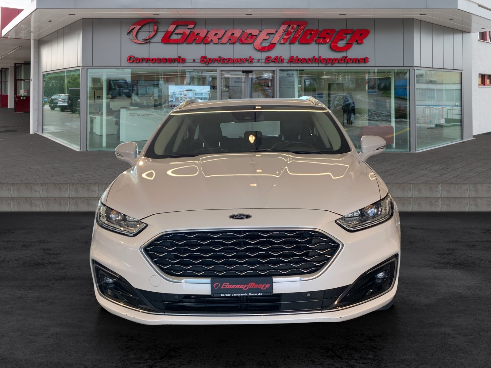 FORD Mondeo Station Wagon 2.0 HEV 187 Vignale, Full-Hybrid Petrol/Electric, Second hand / Used, Automatic - 2