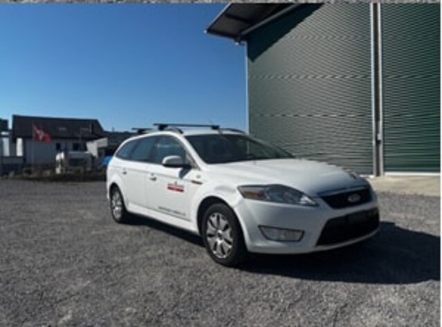 FORD Mondeo 2.0i 16V Carving, Petrol, Second hand / Used, Manual - 4