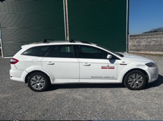 FORD Mondeo 2.0i 16V Carving, Petrol, Second hand / Used, Manual - 5