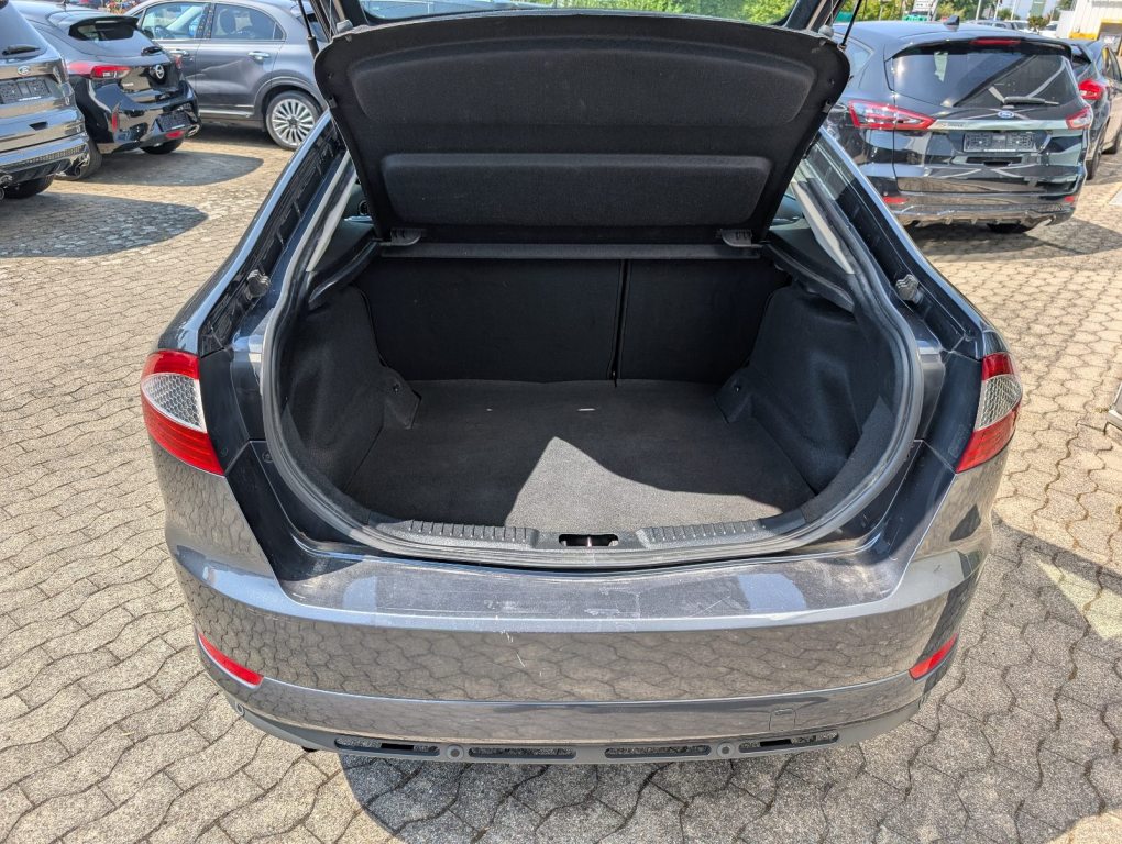 FORD MONDEO 2.0i 16V Titanium, Benzin, Occasion / Gebraucht, Handschaltung - 7