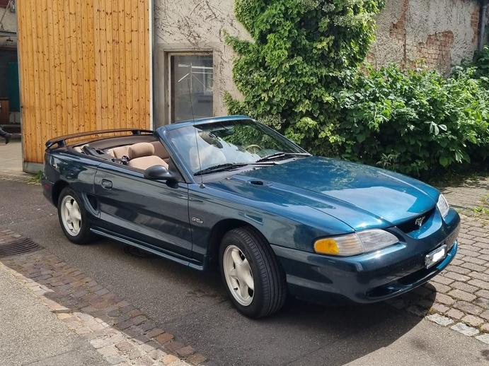 FORD Convertible 4.6 V8 GT, Benzin, Occasion / Gebraucht, Automat