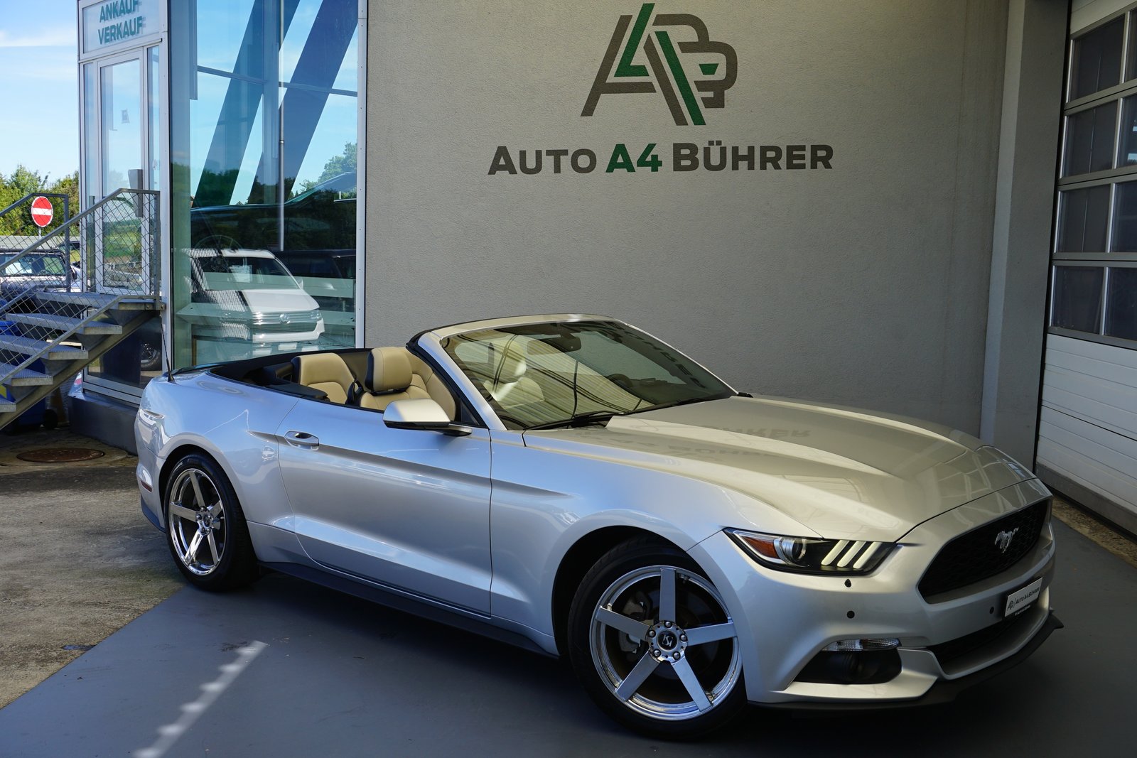 FORD Mustang Conv 2.3, Benzin, Occasion / Gebraucht, Automatik - 5