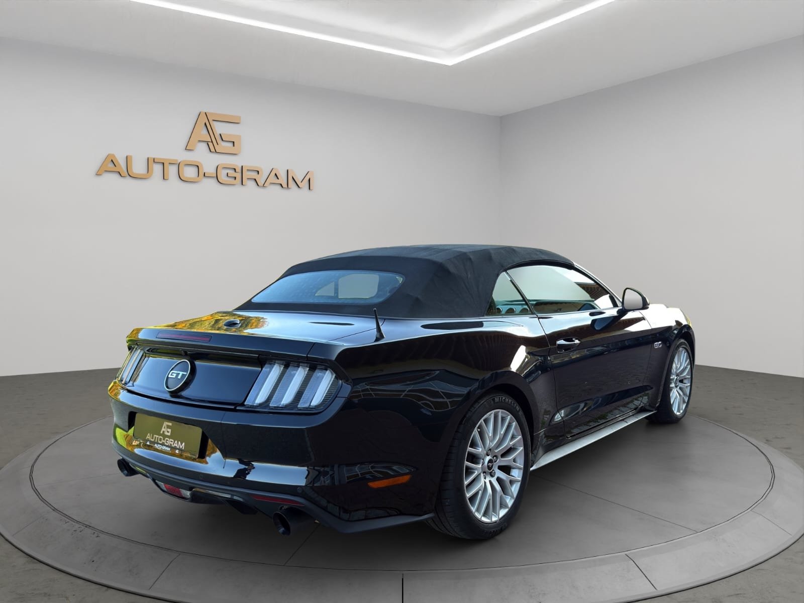 FORD Mustang Convertible 5.0 V8 GT Automat, Petrol, Second hand / Used, Automatic - 5