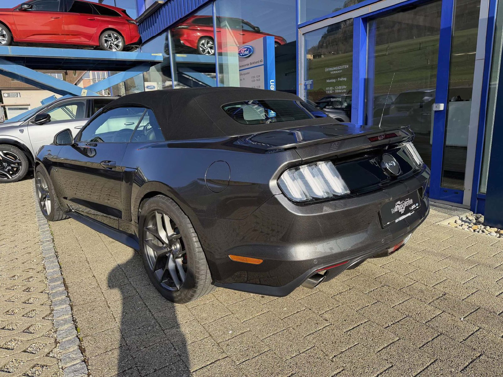 FORD Mustang Convertible 5.0 V8 GT, Essence, Occasion / Utilisé, Automatique - 3