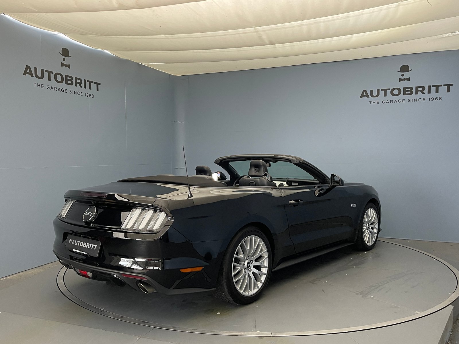 FORD Mustang Convertible 5.0 V8 GT, Petrol, Second hand / Used, Automatic - 6