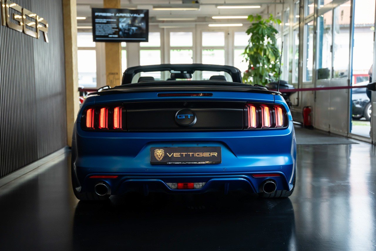 FORD Mustang Convertible 5.0 V8 GT Automat, Benzin, Occasion / Gebraucht, Automatik - 5