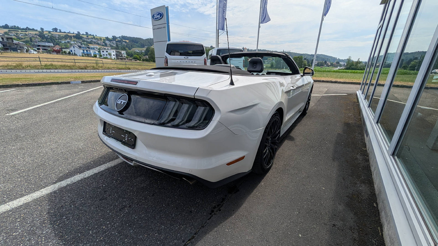 FORD Mustang Convertible 5.0 V8 GT, Essence, Occasion / Utilisé, Manuelle - 3